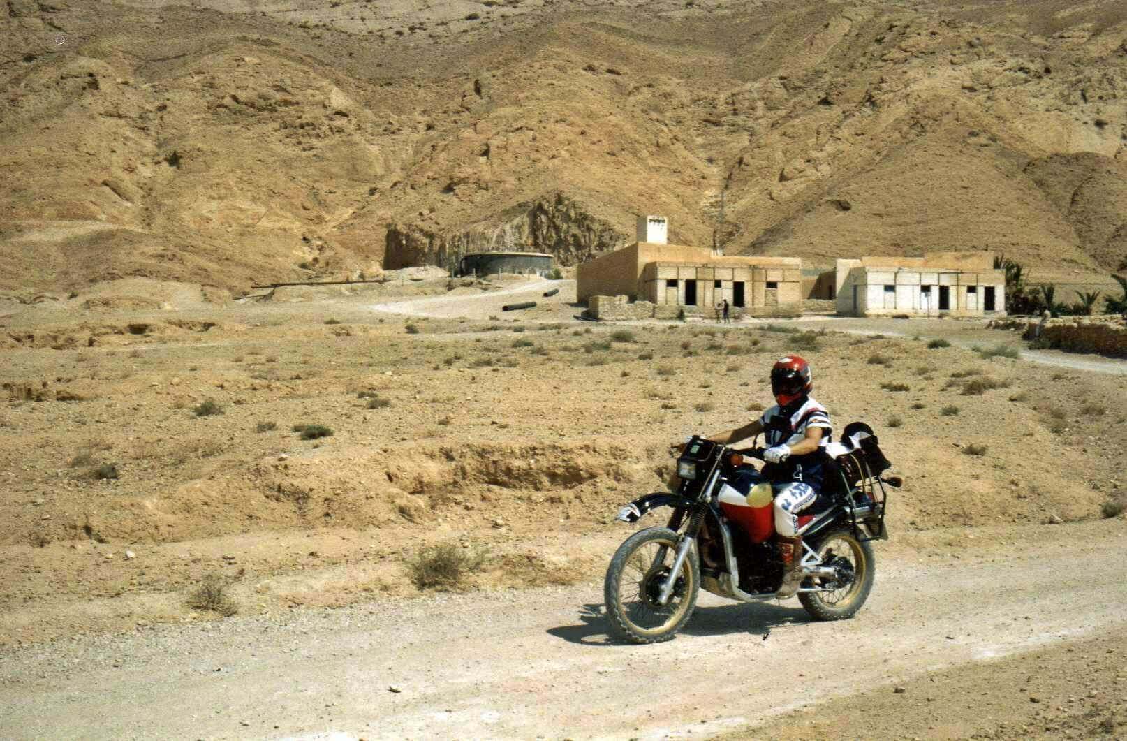 Raid moto 4x4 Tunisie Wild Spot El Kef Chebika - au pied des monts de Tebessa - derrière l'Algérie