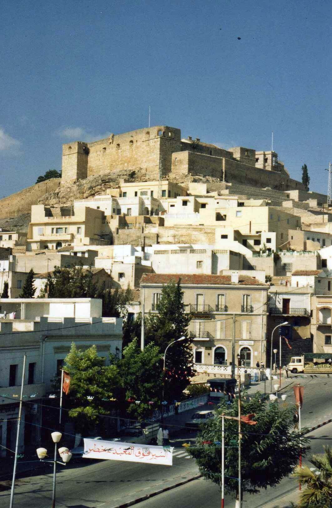 Raid moto 4x4 Tunisie Wild Spot chateau d'if El Kef - Hôtel Sicca Vineria