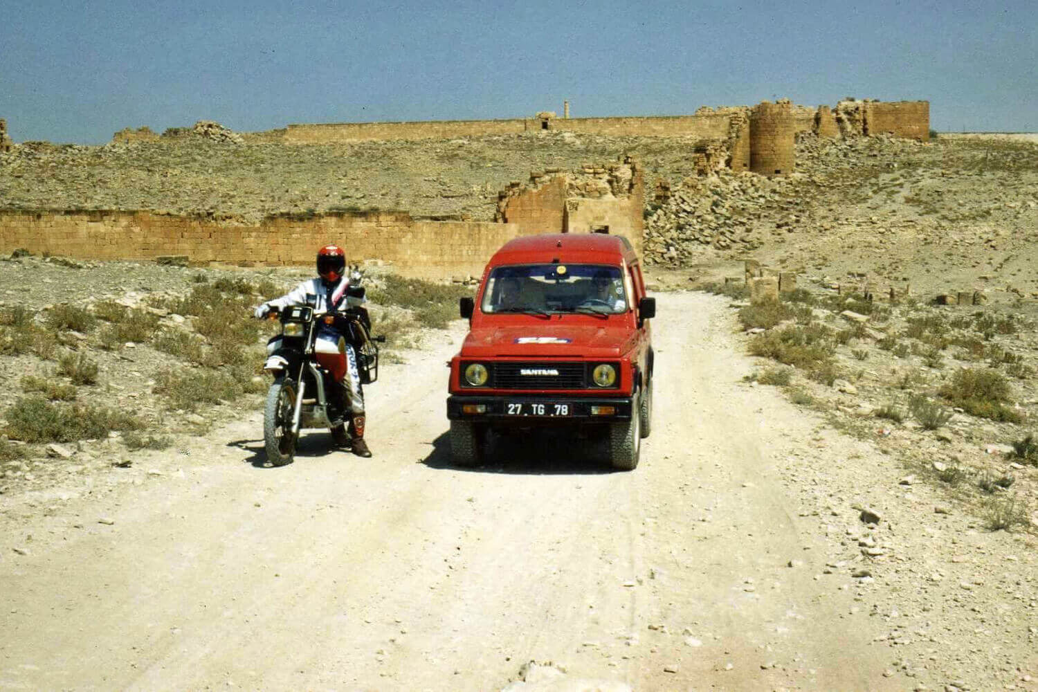 Raid moto 4x4 Tunisie Tunis Djerba Wild Spot