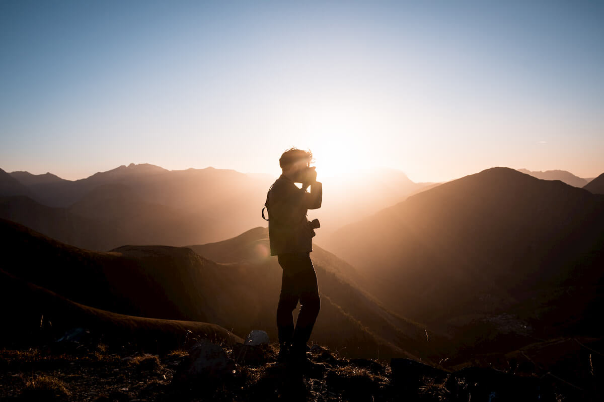 Coucher de soleil au bord des ravins du Plateau d'Emparis Wild Spot photographie aventure spot trip photo