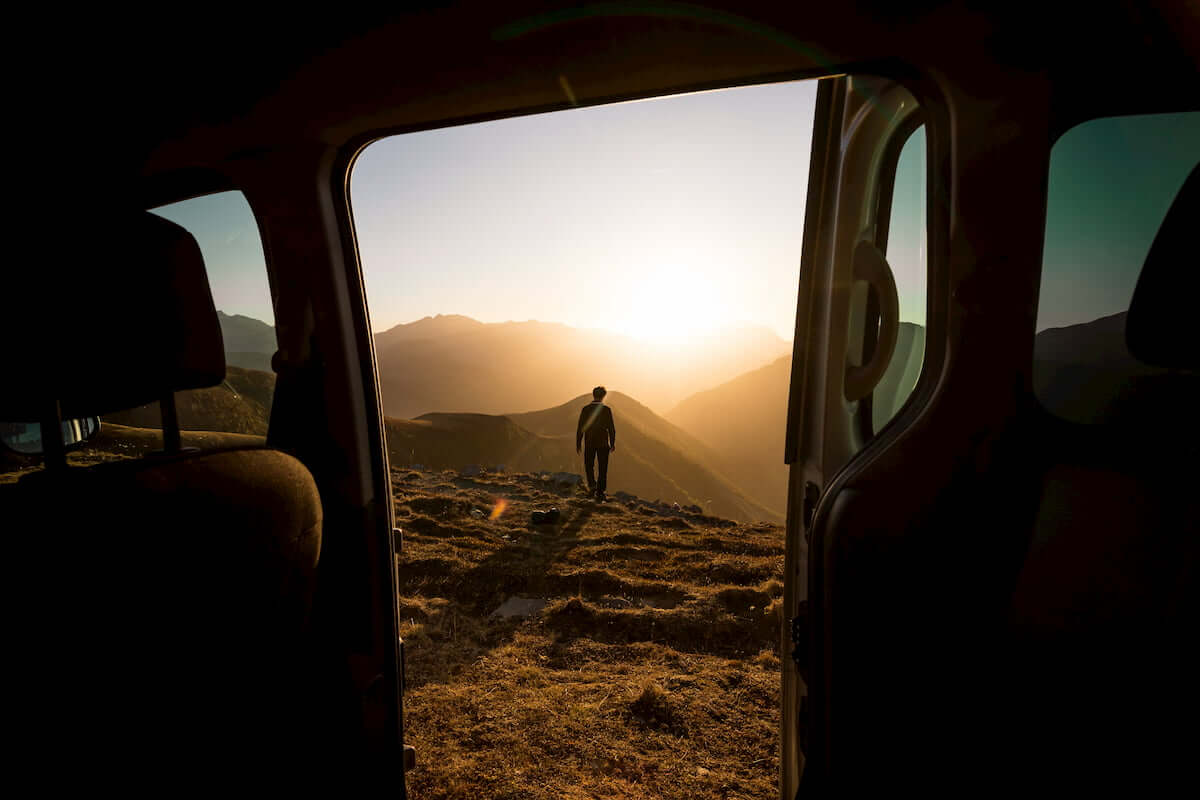 Coucher de soleil au bord des ravins du Plateau d'Emparis Wild Spot photographie aventure spot trip photo