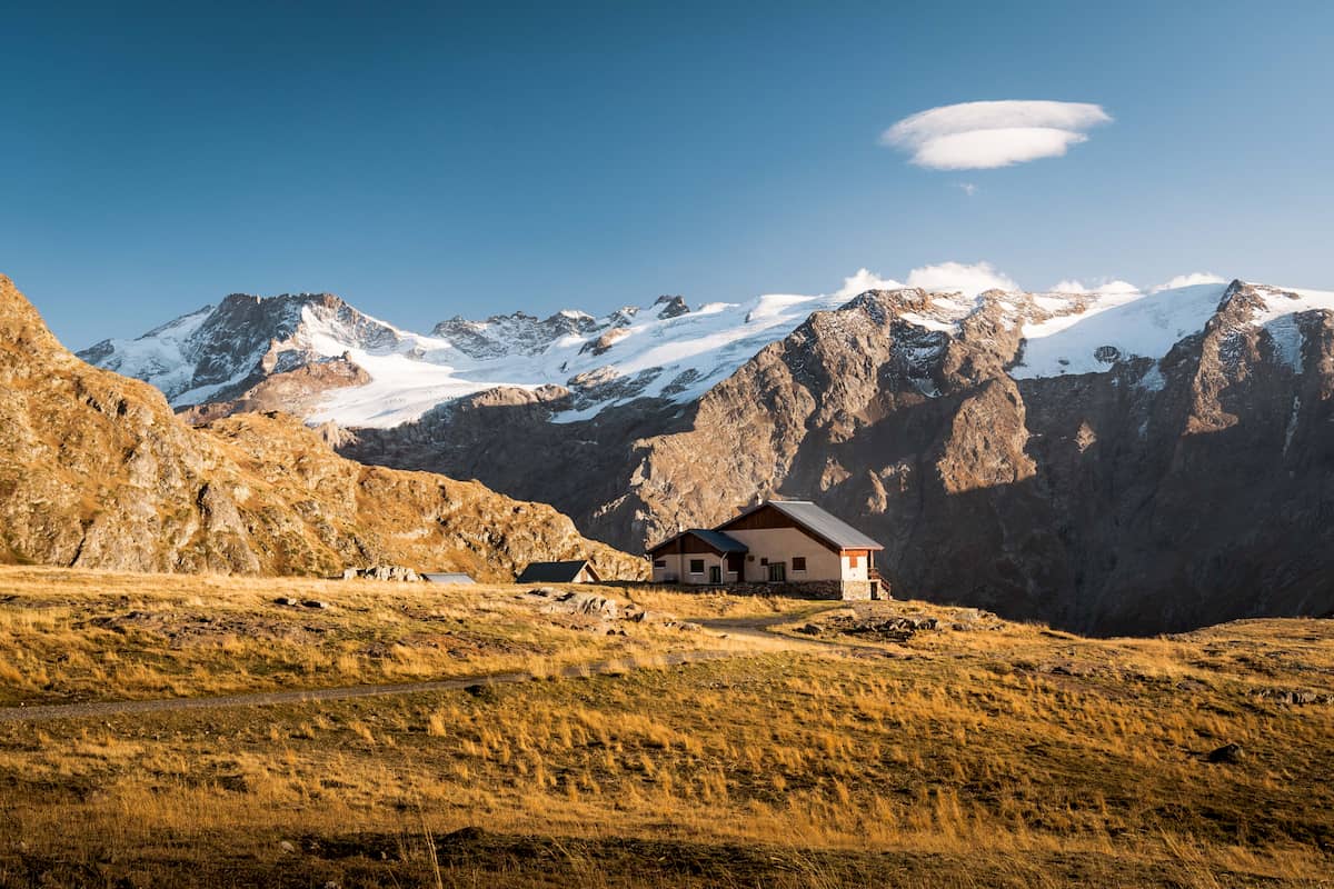 Coucher de soleil au bord des ravins du Plateau d'Emparis Wild Spot photographie aventure spot trip photo