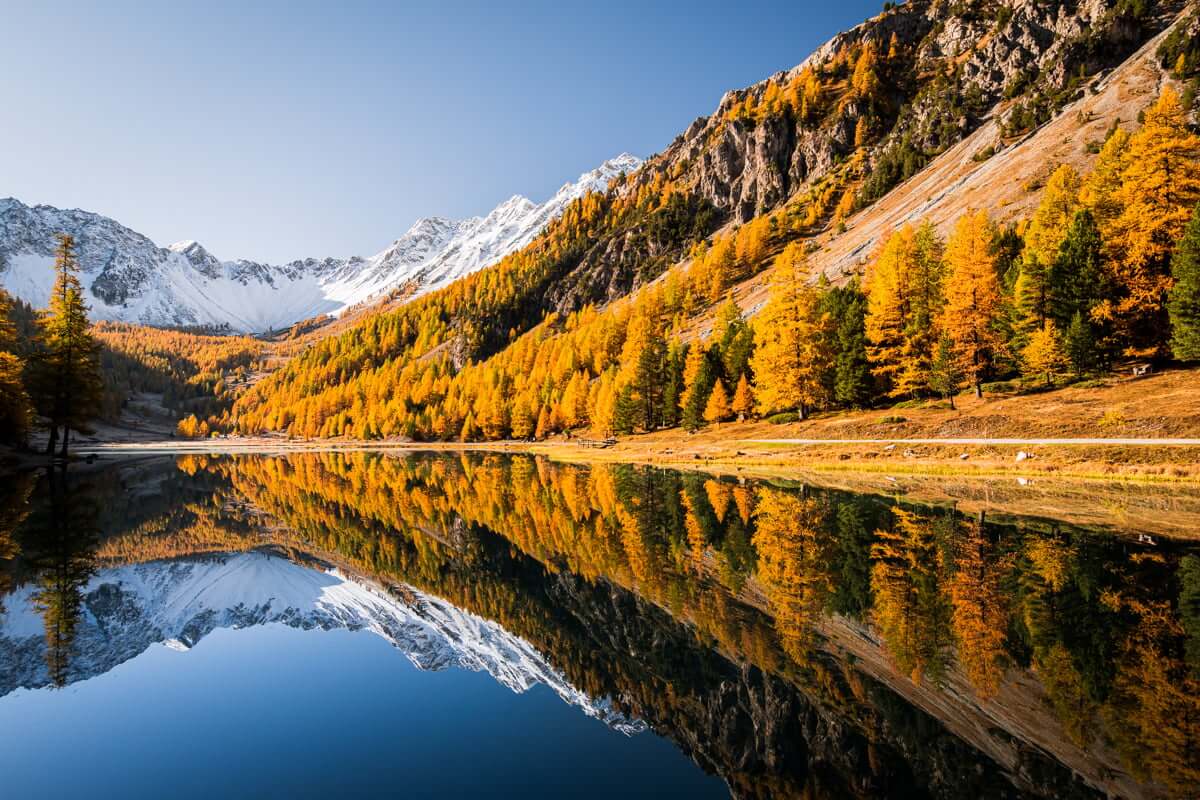 Lac de l'Orceyrette Briancon wild spot Inspiration créative pour amoureux de nature et de grands espaces photographie voyages découverte créative pour amoureux de nature et de grands espaces photographie voyages découverte