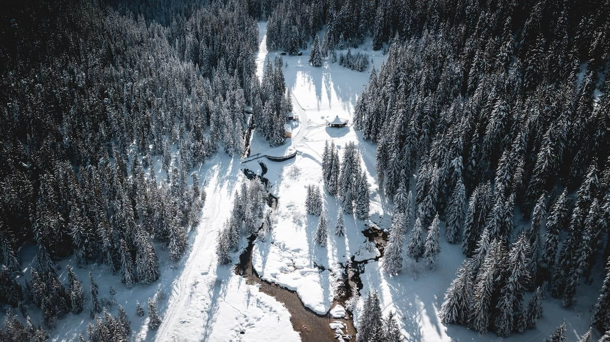 Lac de la Rosière Torrent Courchevel hiver neige Wild Spot photographie