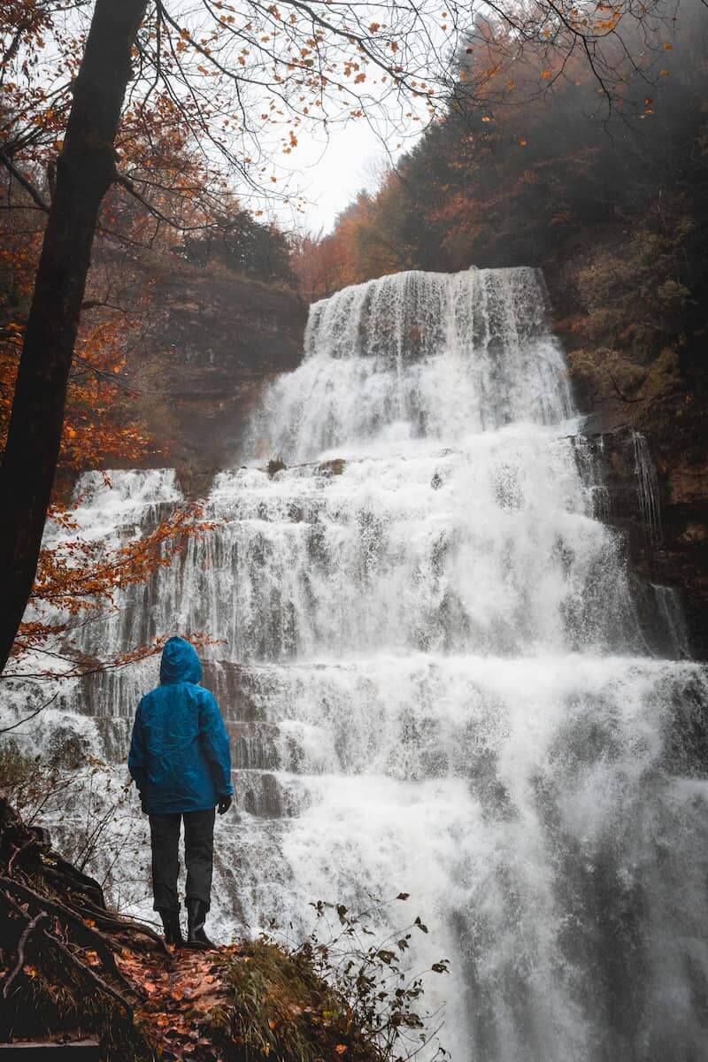 cascades du hérisson bonlieu lieux à voir dans le haut jura en automne week-end wildspot