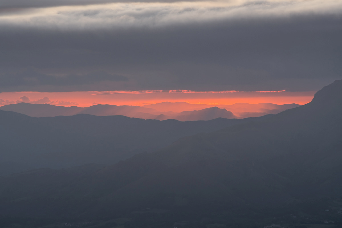 Photographie coucher de soleil Sommet Artzamendi Pays Basque Itxassou Wild Spot