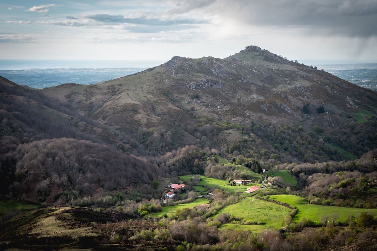 Photographie coucher de soleil Sommet Artzamendi Pays Basque Itxassou Wild Spot