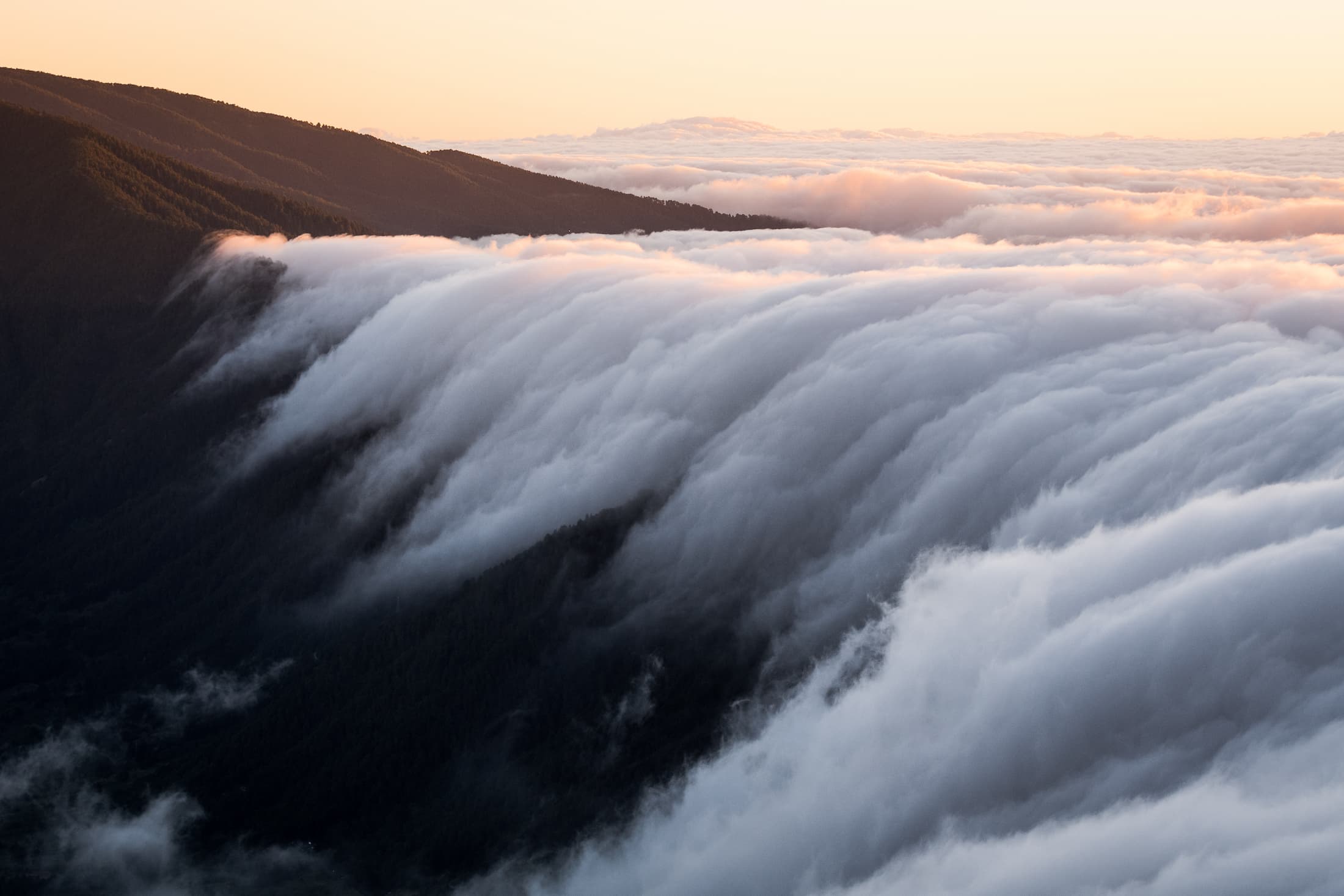 photo mer de nuages randonnée sommet volcan Pico Birigoyo île La Palma Canaries Espagne Wild Spot
